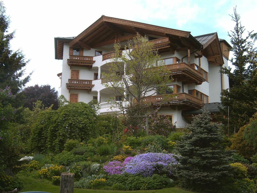 Landhotel Eva Kirchberg in Tirol Bagian luar foto