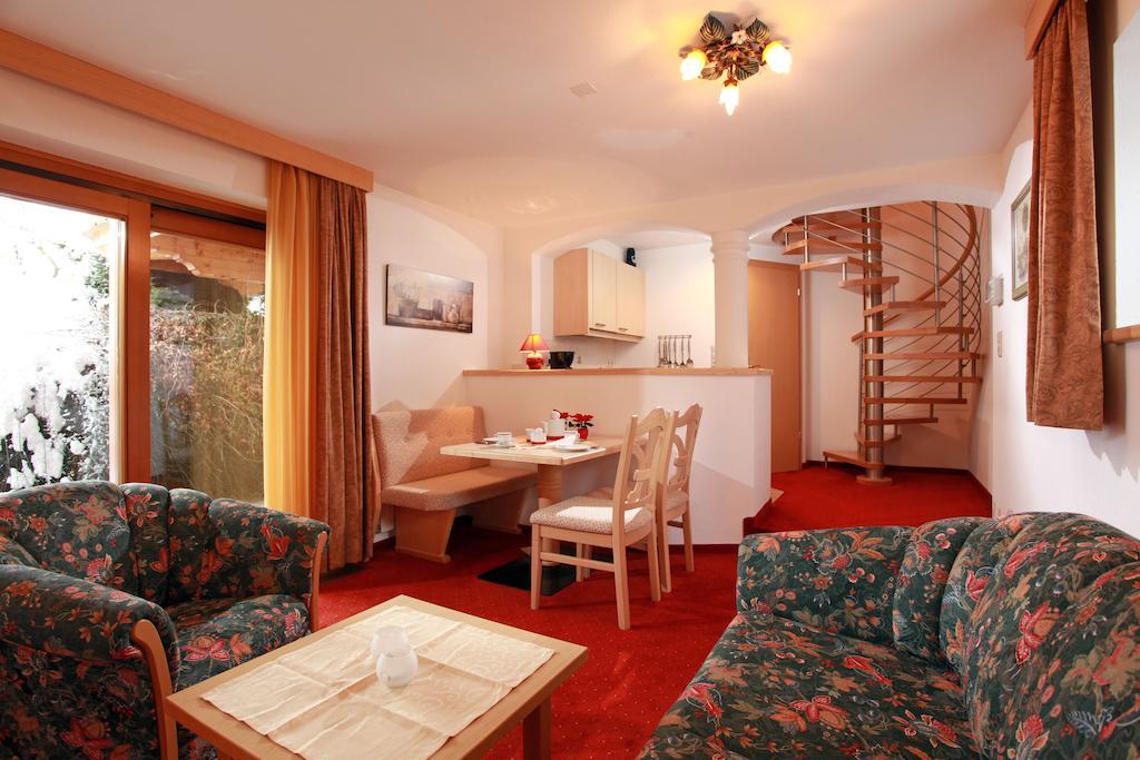 Landhotel Eva Kirchberg in Tirol Ruang foto